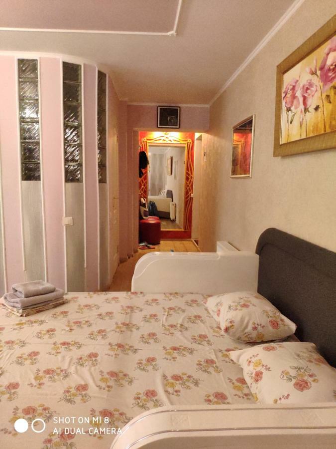 Apartments Domovik Latorichnaya,3 Mukatjevo Eksteriør billede